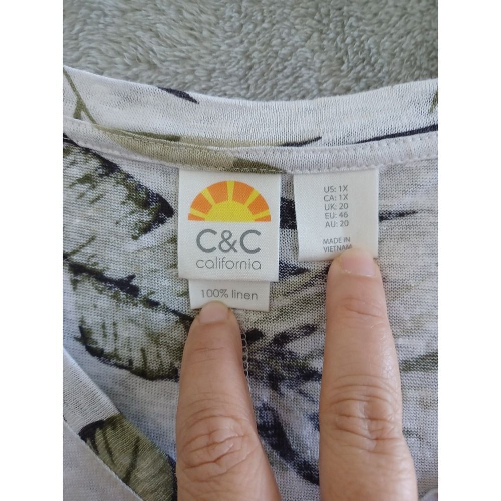 1X Linen TShirt Tropical Leaf Print VNeck C&C California Beachy Vaction Coastal - Picture 6 of 7